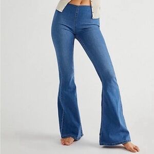 Free People Penny Pull On Flare Leg Jeans Blue Soft Stretchy Size 31 Rodeo